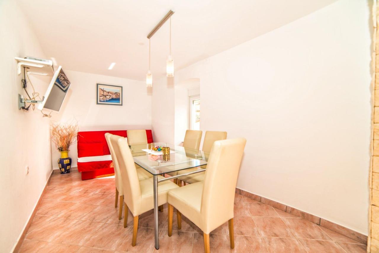 Apartments Salcinovic Medulin Exterior photo