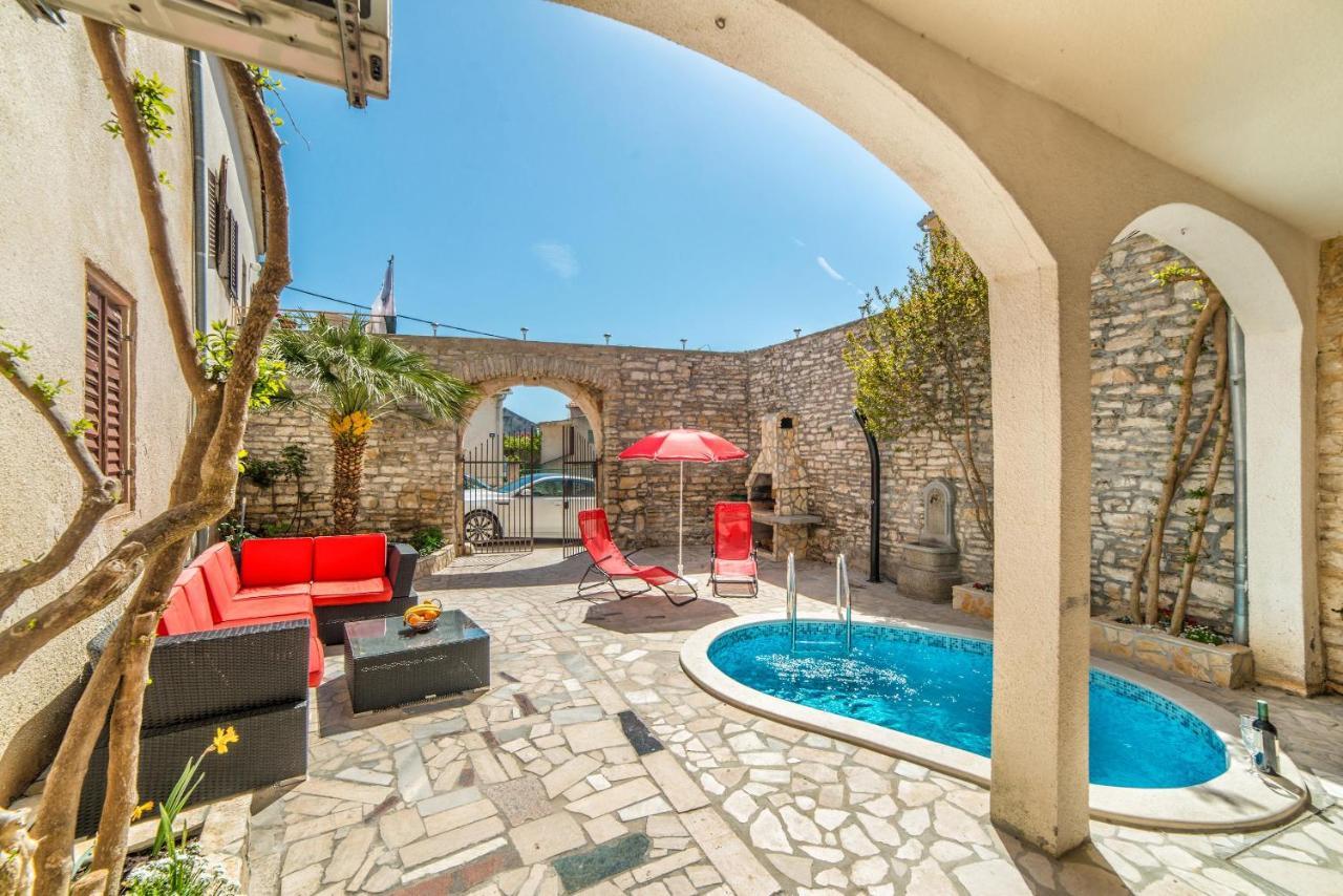 Apartments Salcinovic Medulin Exterior photo